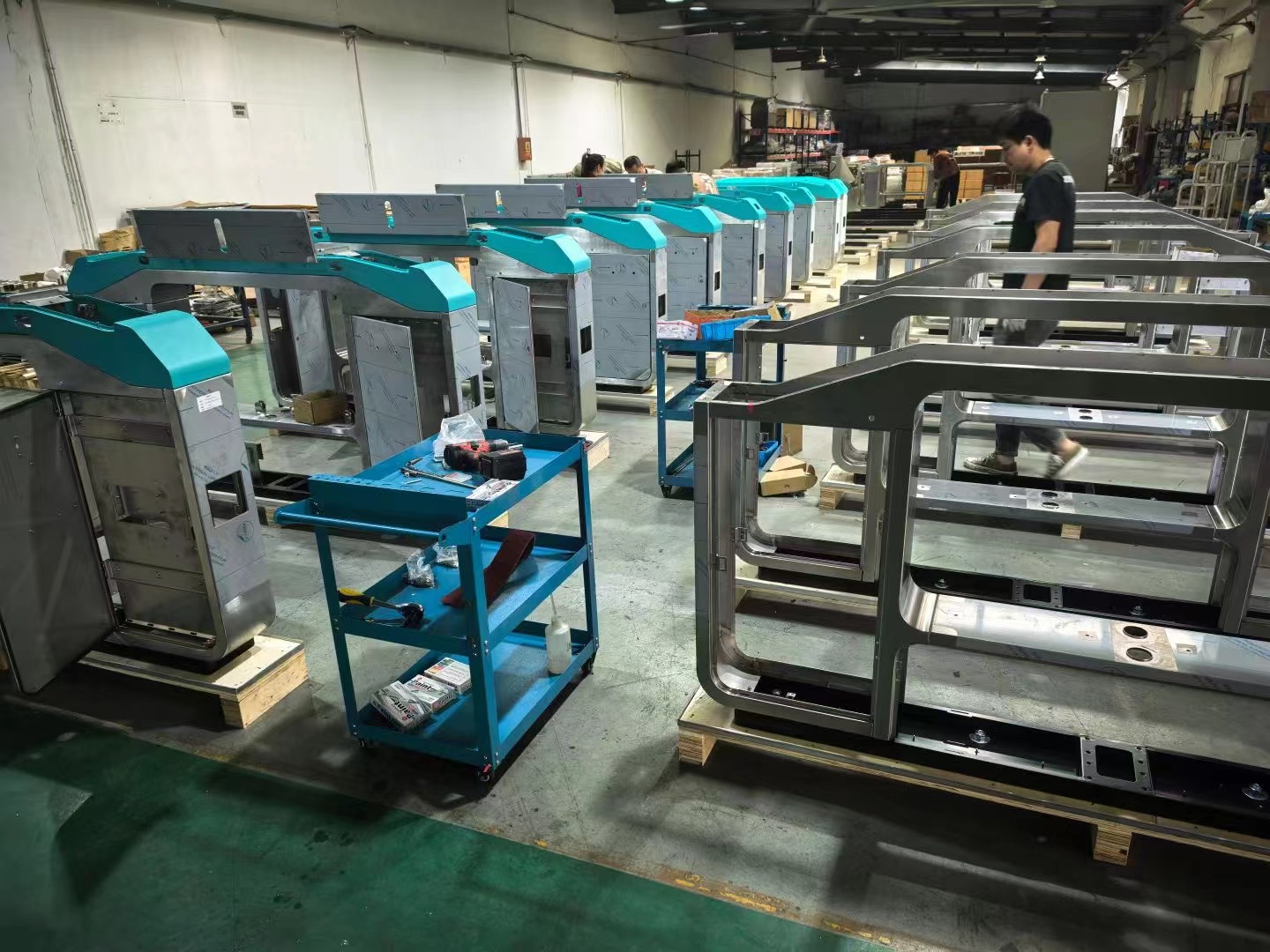 地鐵站閘機外殼精密加工